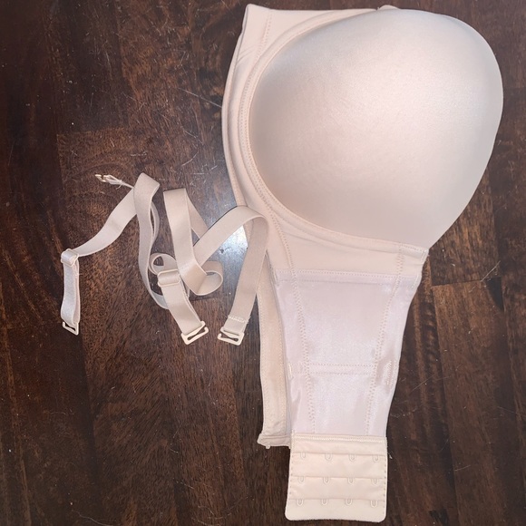 Strapless Bra - Picture 2 of 3